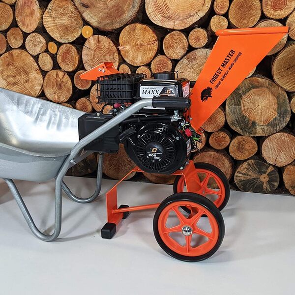 Forest Master Broyeur à bois à essence 6 CV Compact équilibré Machine à bois Entraînement direct Hachoir de bois de jardin Coupe des branches jusqu'à 50 mm