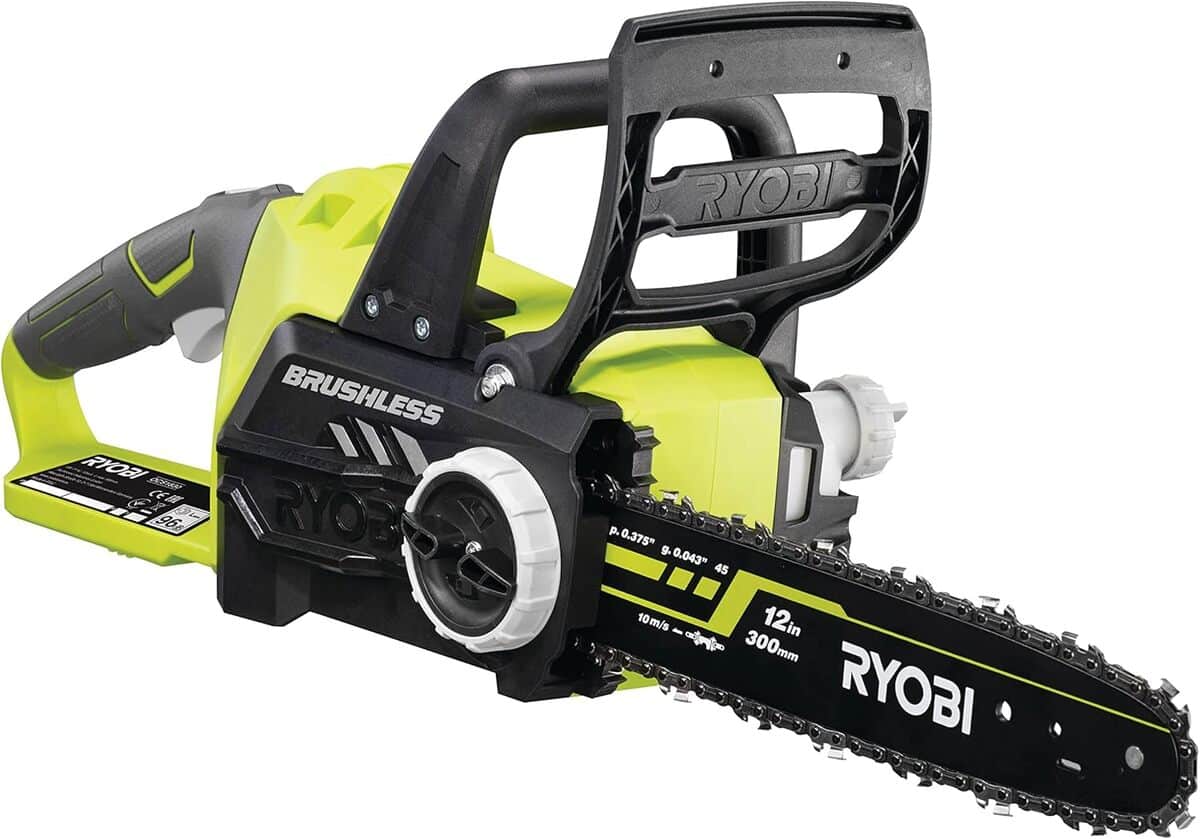 Test Ryobi OCS1830 : tronçonneuse sans fil 30 cm
