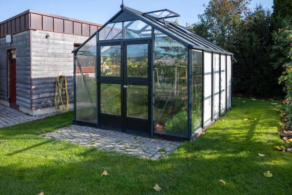 Conseils pour acheter une serre de jardin