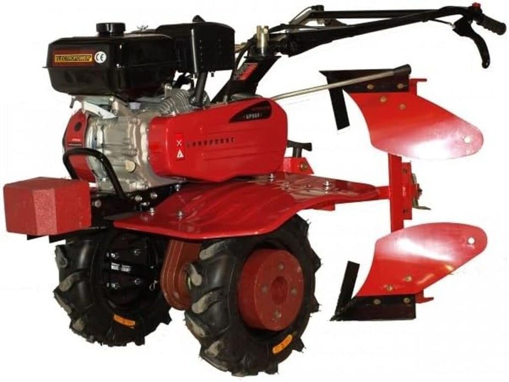 Test du motoculteur MEP900 : puissance 7 CV et largeur de travail 110 cm