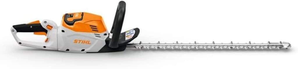 Test du taille-haie sans fil STIHL HSA 60 : performance tranchante