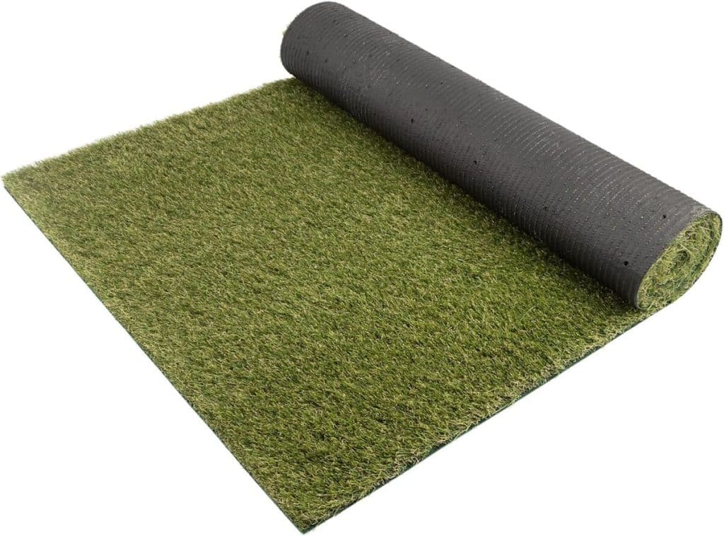 Test du gazon synthétique Arizona pour extérieur : un atout pour votre balcon et jardin