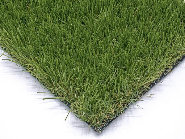 Gazon synthetique HENRI. Hauteur totale 35 mm. Dimensions 2x5 m. (10 m2). Gazon naturel et realiste, doux, resistant UV. Pour jardins et paysagisme