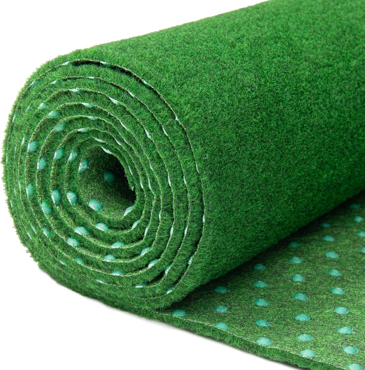 Test : gazon synthétique TAPISO Magic Forest 4 mm pour extérieur