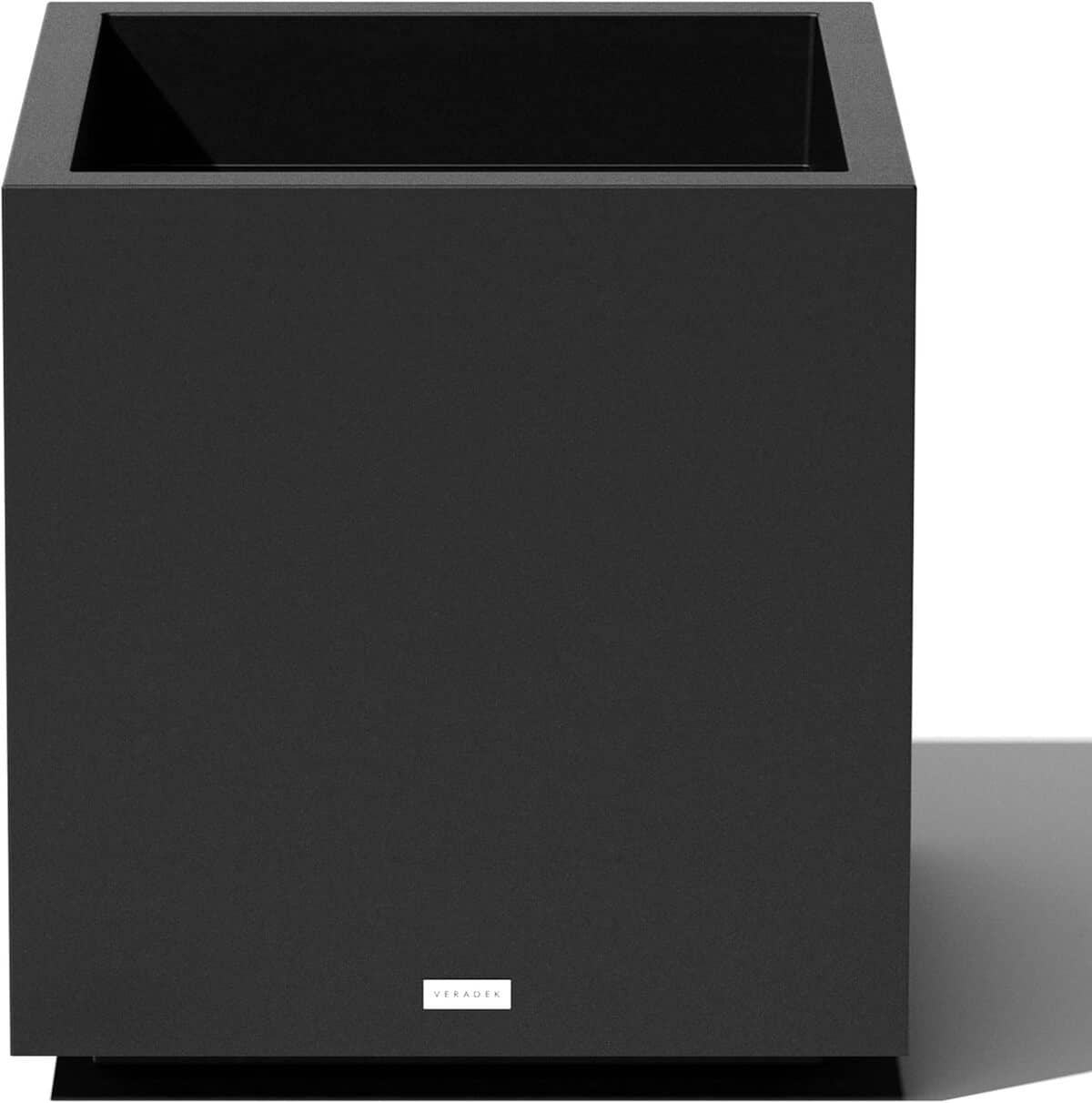 Test : jardinière Veradek Cube en acier galvanisé - élégante et robuste